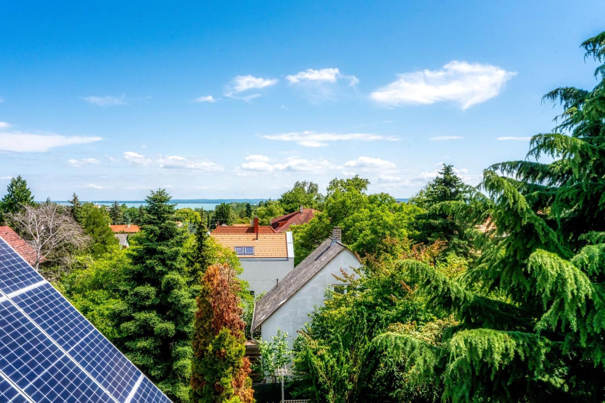 Villa Viktoria Balatonfüred Exteriör bild